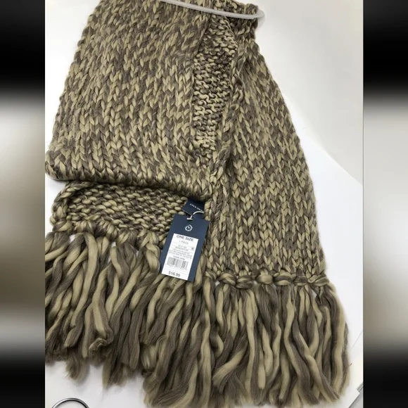 Universal Thread Chunky Knit Scarf in Brown and Tan - Picture 1 of 5